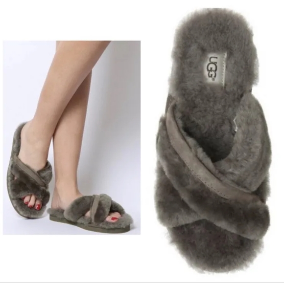 Ugg Abela Slippers Slides - Picture 1 of 4